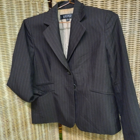 Kasper Blazer Suit Jacket Brown ,Strips Cropped Size 4P - Picture 1 of 9